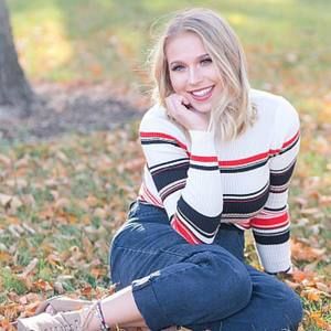 Meet your Posher, Olivia